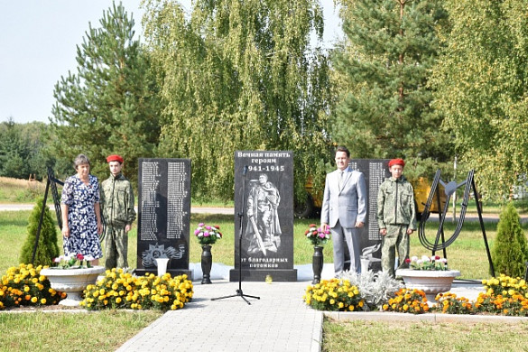 В Шуйском районе установили еще один памятник героям Великой Отечественной